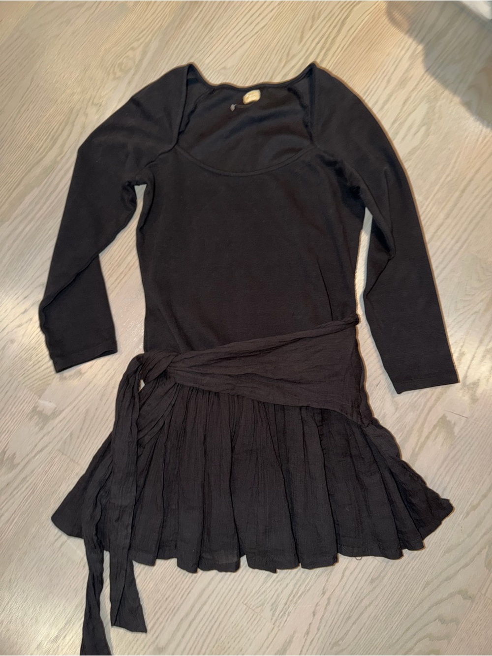 Free People Black Long-Sleeve Mini Dress with Tie Waist Sz XL